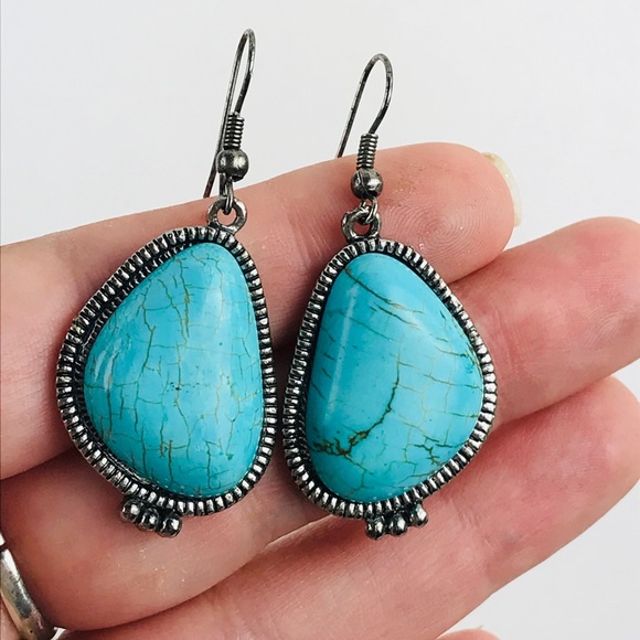 Jewelry - Turquoise Pear Shape Earring Silver Braided Dangle